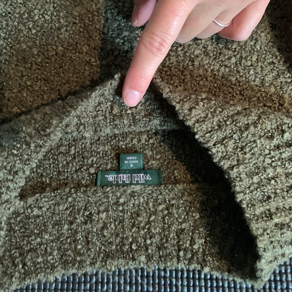 Crop sweater